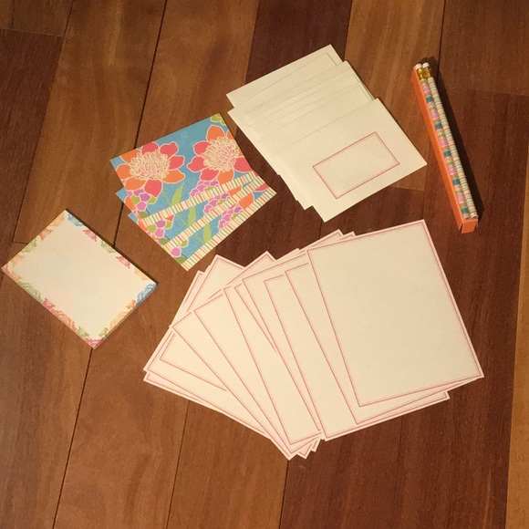 Hallmark Stationary Set - Picture 3 of 3